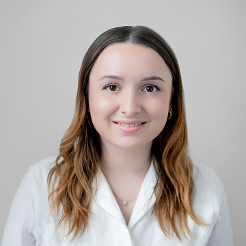 Alexandra Denisov - Duale Studentin